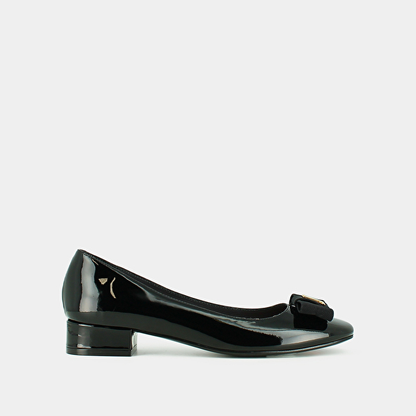 jonak Ballerines avec noeud et monogramme in black patent DAMIA