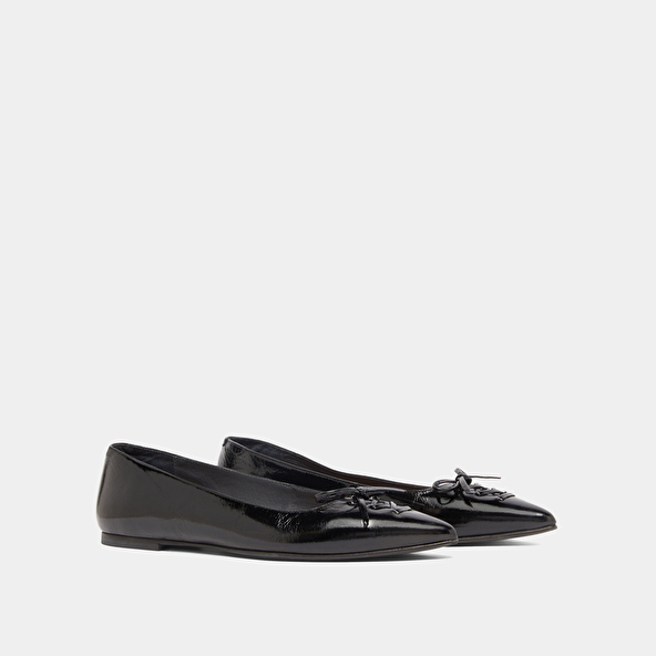 Jonak Ballerines Lacées à Bouts Pointus In Black Shiny Leather DAMY