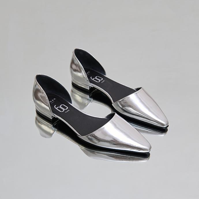 jonak Ballerines ouvertes à bouts pointus in silver metallic leather REVIEW