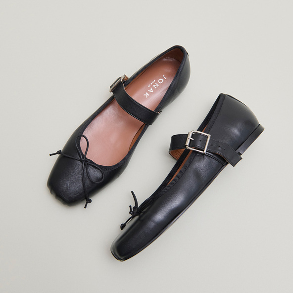 jonak Ballet flats with adjustable buckles in black leather DOMINANTE