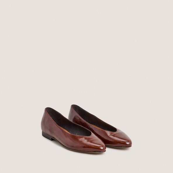 jonak Ballet flats with pointed toe in shiny brown leather DASSUS jonak Ballet flats with pointed toe in shiny brown leather DASSUS