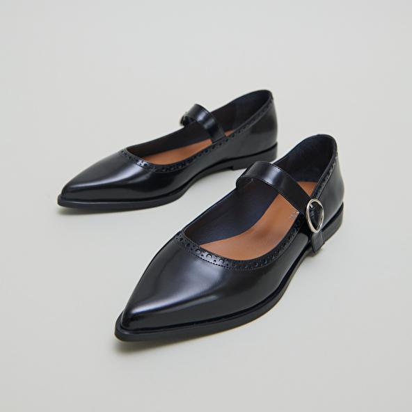 Jonak Ballet Flats With Pointed Toes In Black Glazed Leather DEMIA