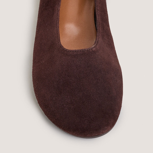 Jonak Ballet Flats With Rounded Toe In Brown Velvet DERLINE