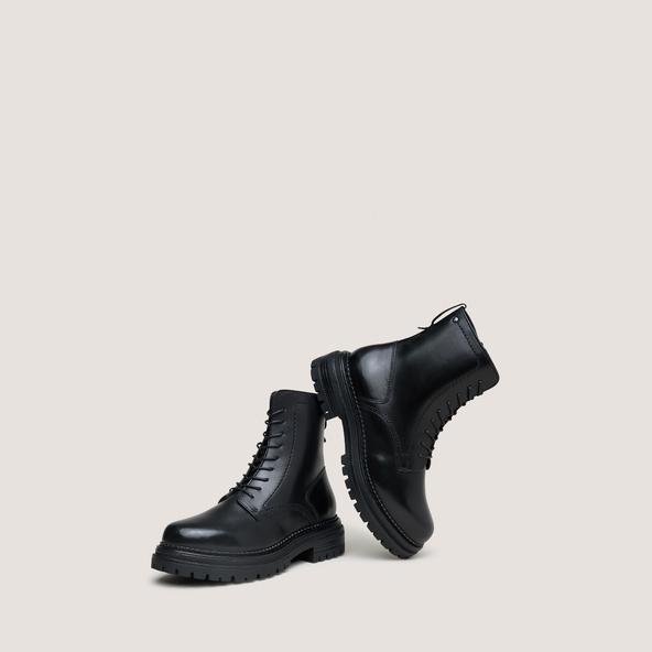 Jonak Boots à Lacets Et Semelles Crantées In Black Leather ADALICE