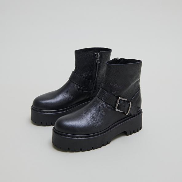 jonak Boots à semelles crantées et boucles in black grained leather RANA