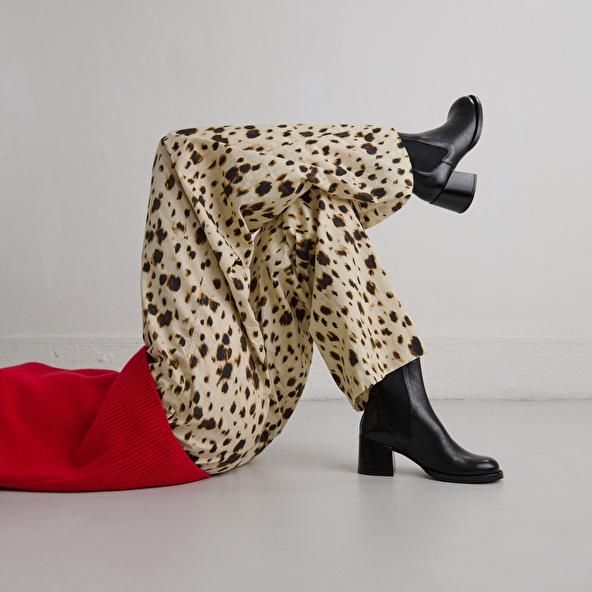 Jonak Boots à Talons Et élastiques In Black Distressed Leather BIENVUE