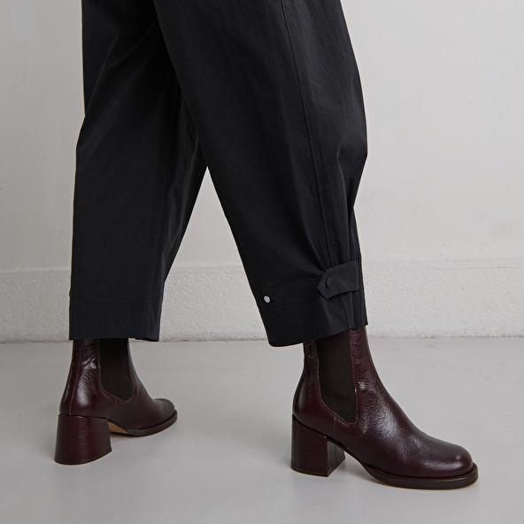 Jonak Boots à Talons Et élastiques In Chocolate Distressed Leather BIENVUE