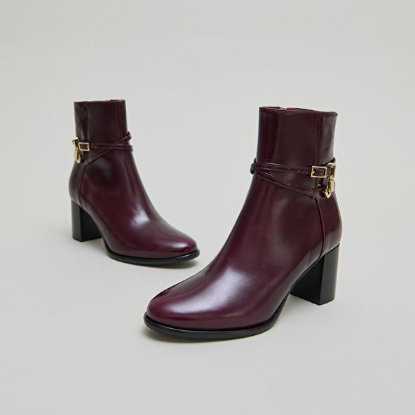 Jonak Boots à Talons Hauts Et Charms Dorés In Burgundy Leather DRAME