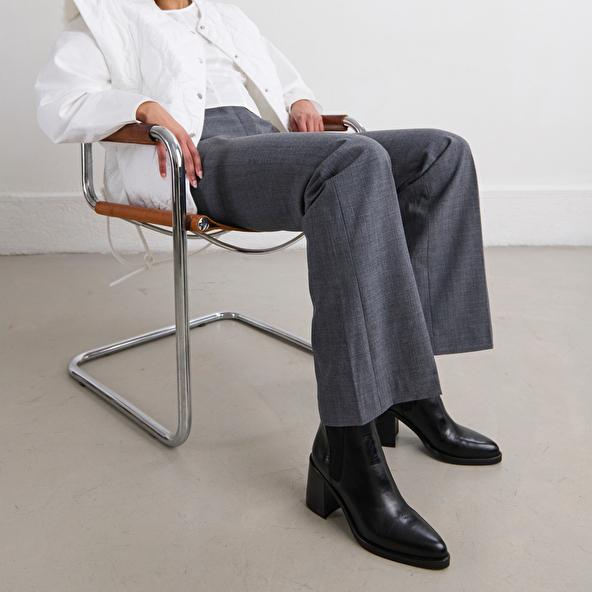 jonak Boots à talons hauts et élastiques in black leather DISCO