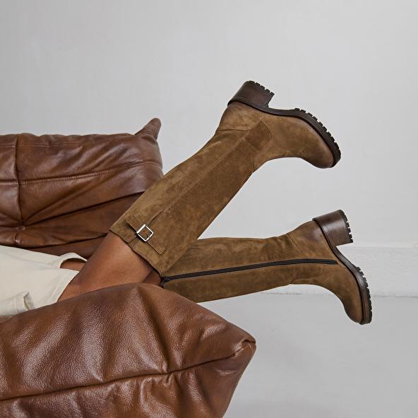 Jonak Bottes à Semelles Crantées In Taupe Suede CECILIEN