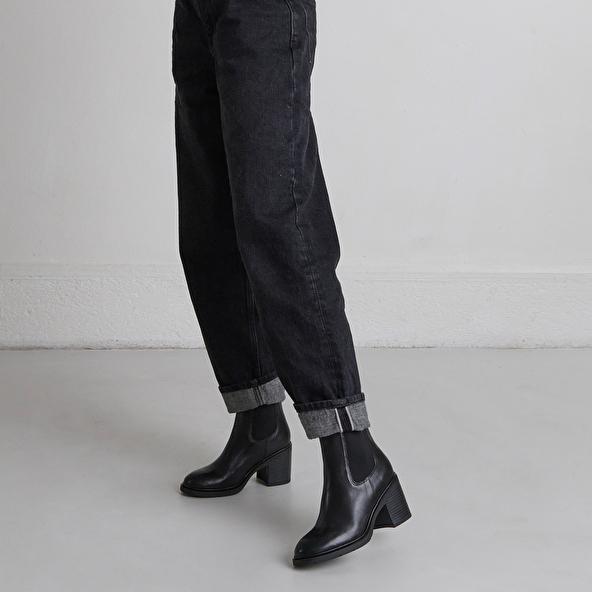 Jonak Bottines à élastiques Et Bouts Arrondis In Black Leather ATILA