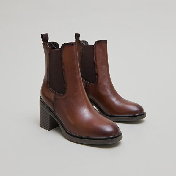 jonak Bottines à élastiques et bouts arrondis in cognac leather ATILA