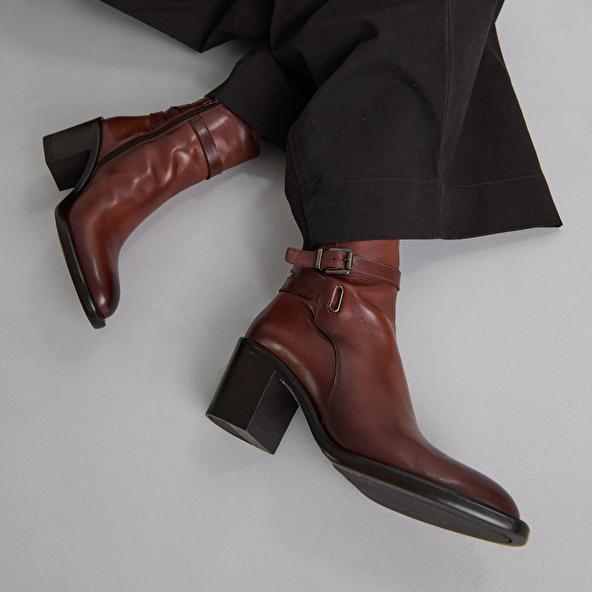 jonak Bottines à talons et boucles in cognac leather CAJOU