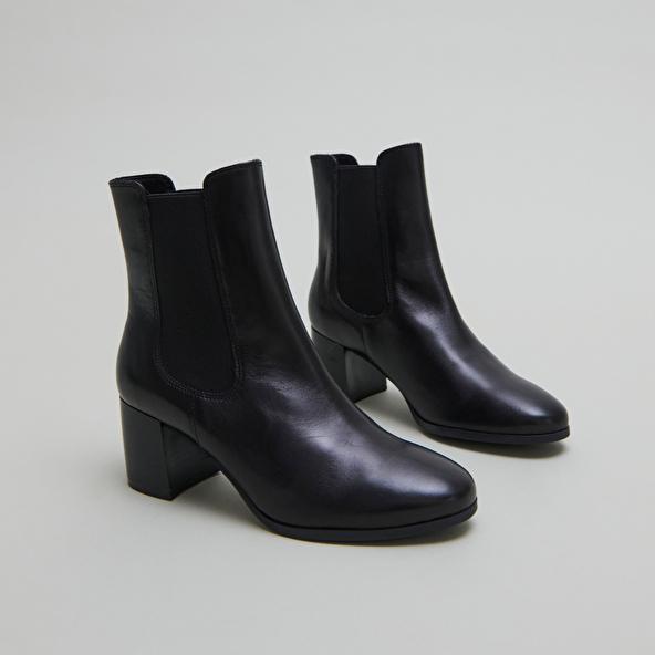 Jonak Bottines à Talons Et élastiques In Black Leather ALDERIC