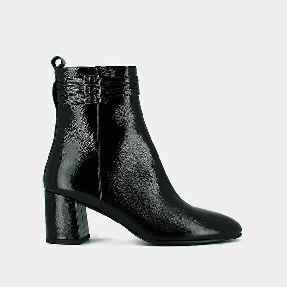 jonak Bottines détaillées de boucles in black pleated patent DURANO