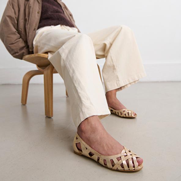 Jonak Cut-out Ballet Flats With Laminated Platinium Upper DERAY