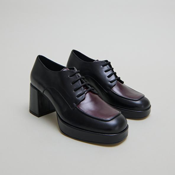 jonak Derbies à talons in black and burgundy leather VIVALDI