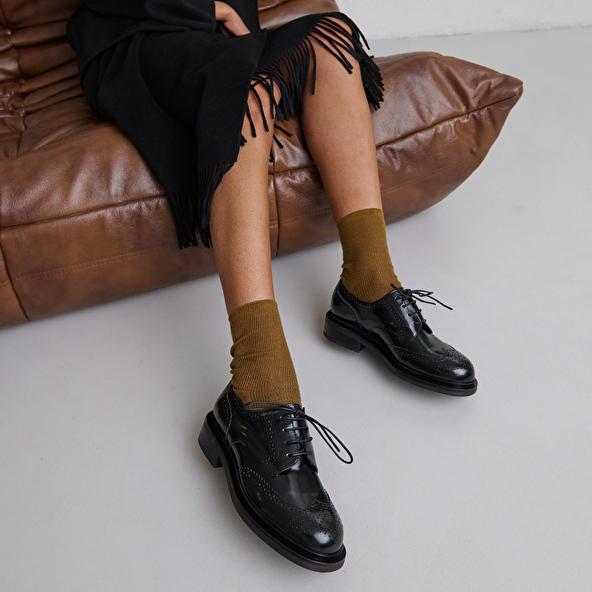 jonak Derbies ajourées in black glazed leather DUERMO