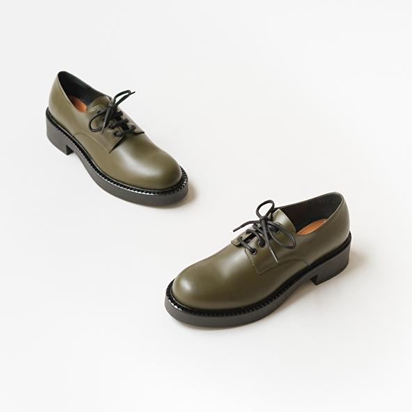 jonak Derbies with laces and thick sole in khaki glazed leather DIDON