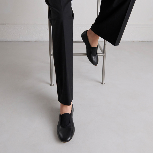 Jonak Elastics Ballet Flats In Black Leather And Black Textile DABO