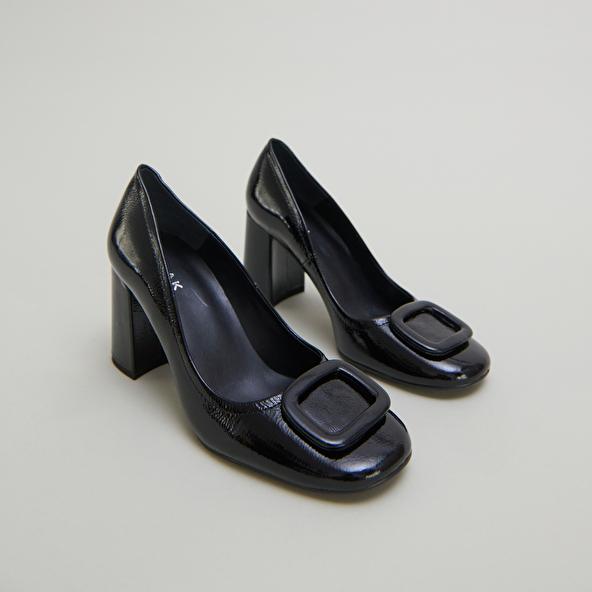 Jonak Escarpins Avec Boucles In Black Pleated Patent BISOU