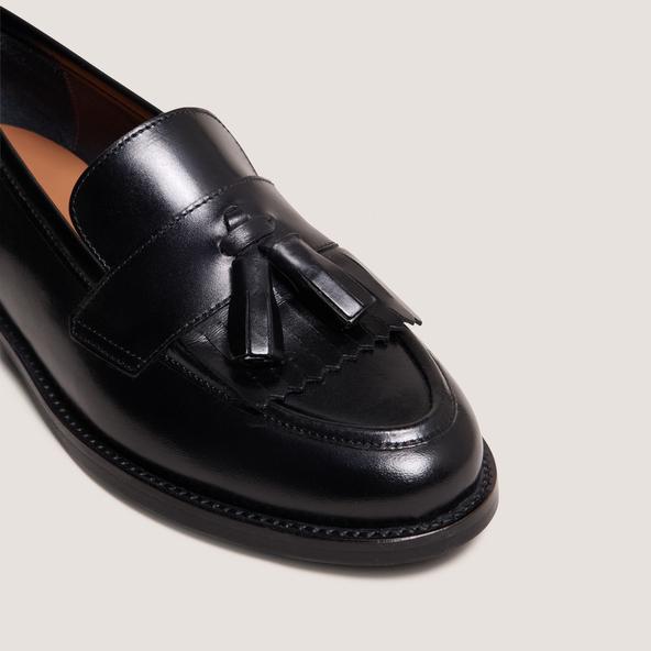 Jonak Flat Heel Loafers With Tassels In Black Leather DIE