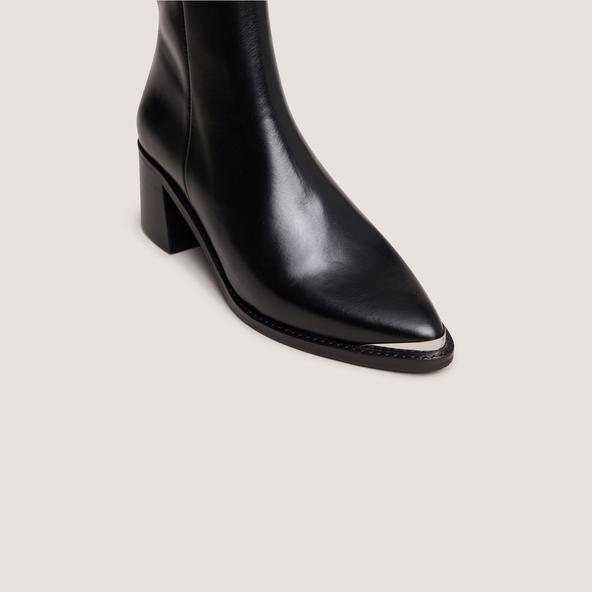 Jonak Heeled Boots With Silver Toe Cap In Black Leather DELO