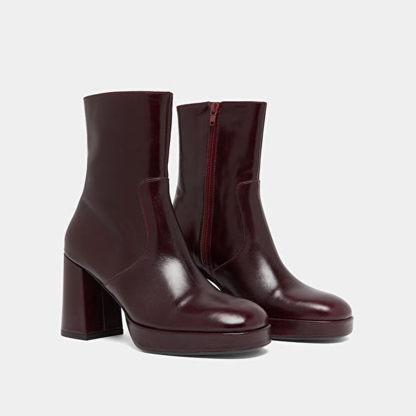 Jonak Heeled Lowboots With Square Toes In Burgundy Leather VESNA