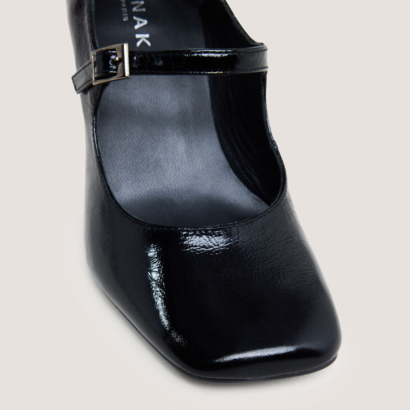 Jonak Heeled Mary Janes With Straps In Shiny Black Leather BELFORT