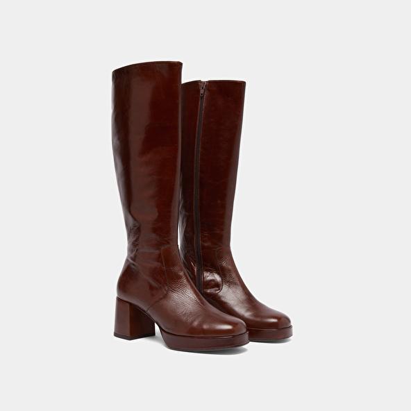 Jonak Heeled Platform Boots In Brown Distressed Leather VANEO