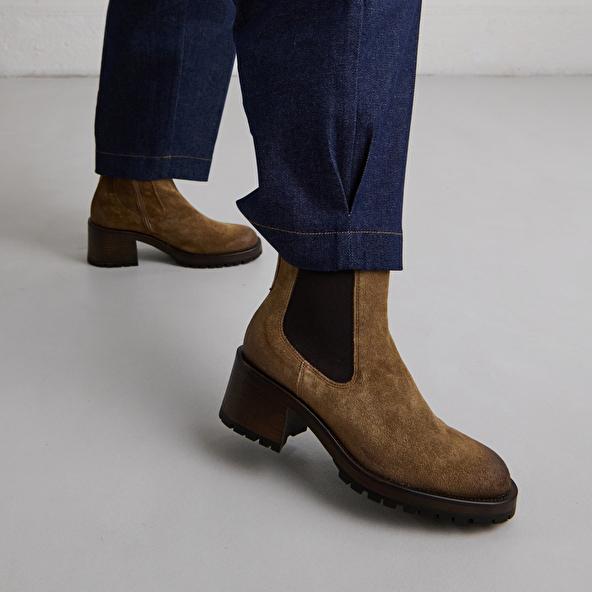 Jonak High Boots With Notched Soles In Taupe Suede CECILE