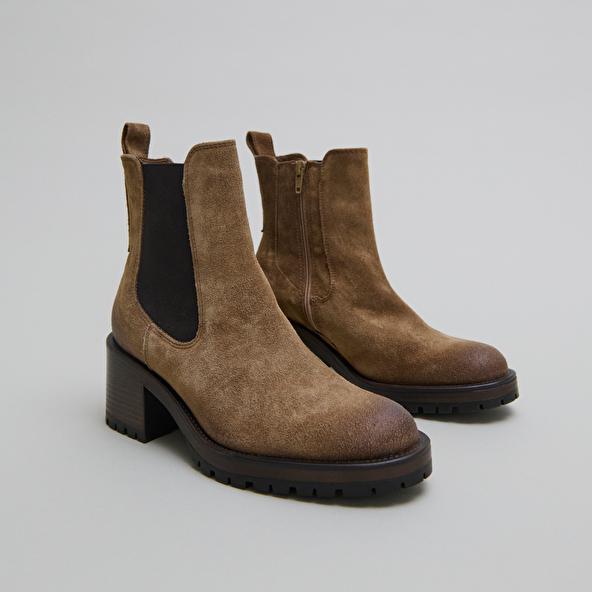 jonak High boots with notched soles in taupe suede CECILE