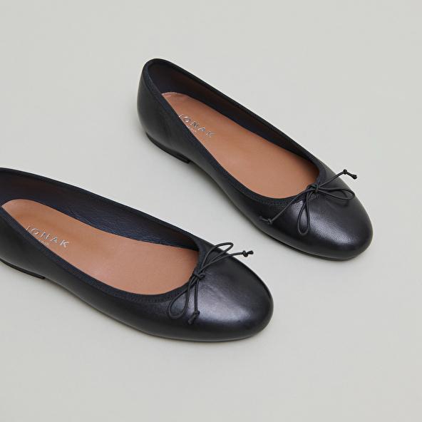 Jonak Ballerines à Lacets In Black Leather DELFINA