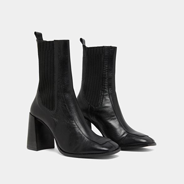 Jonak Heeled Boots In Black Leather VANTI