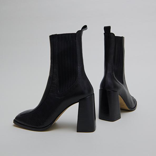 jonak Heeled boots in black leather VANTI