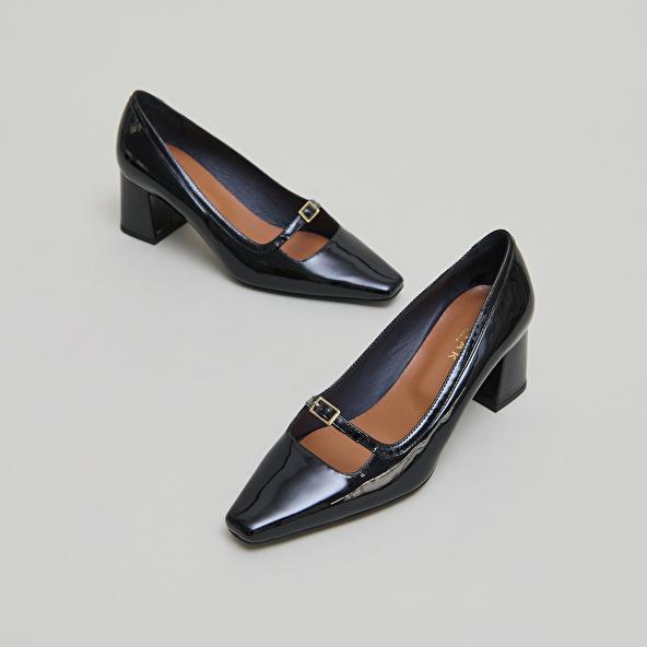 Jonak Heeled Mary Jane In Black Patent DIOLA