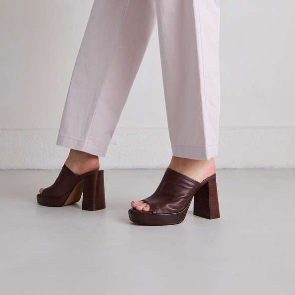 jonak Heeled mules in brown leather BAYA