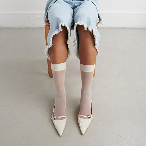 jonak Heeled pumps in ecru patent DAMOISELLE