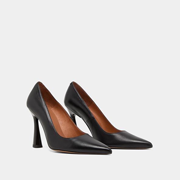 Jonak High Heel Pumps In Black Leather DABATE