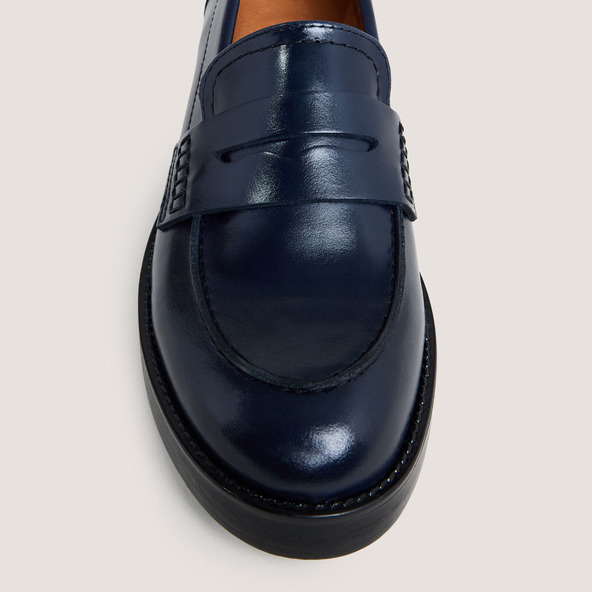 Jonak Loafers With Round Toe In Blue Leather MIRNA