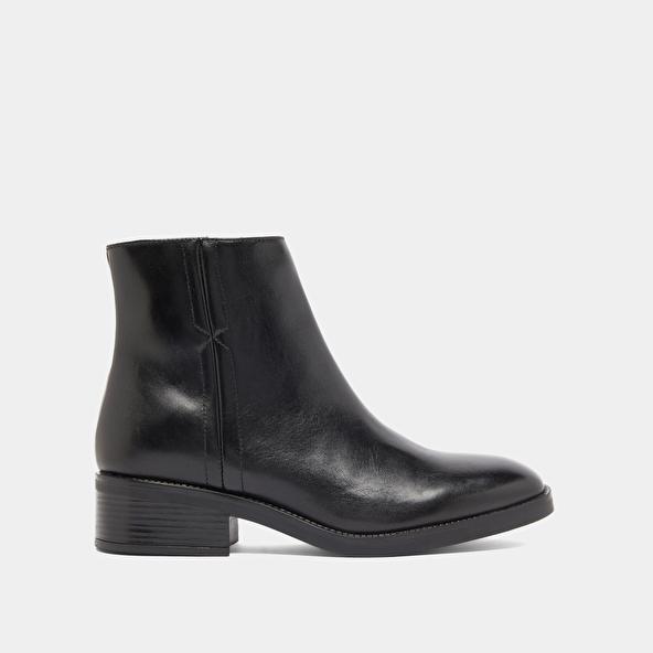 Jonak Lowboots With Elastics In Black Leather GAB