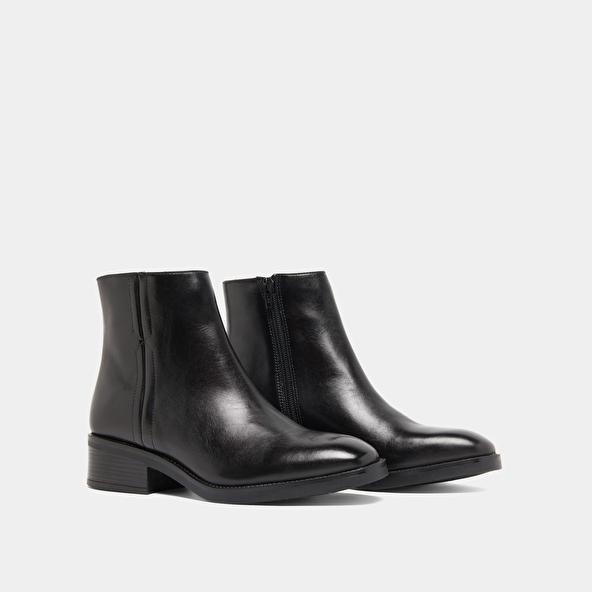 Jonak Lowboots With Elastics In Black Leather GAB