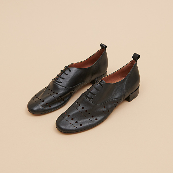 jonak Oxfords with laces in black leather ADENAE