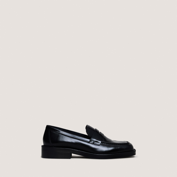 Jonak Round-toe Loafers In Black Leather DEVANN