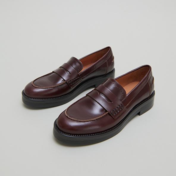 Jonak Round-toed Loafers In Brown Leather MIRNA