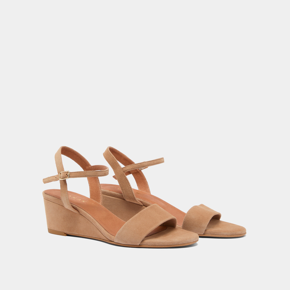 Jonak Wedge Sandals In Camel Velvet AGRUME