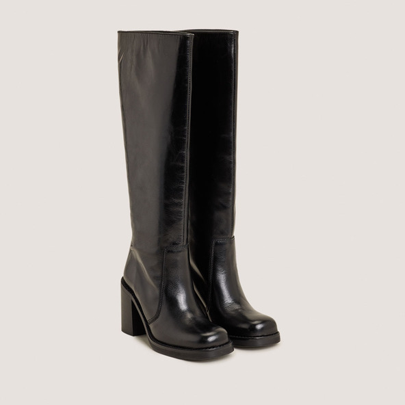 Jonak Wide Square-Toe Boots In Black Leather BLIM