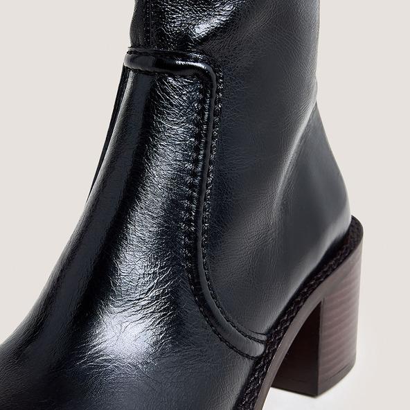 Jonak Laminated Heel Booties In Aged Black Leather BEAUTE