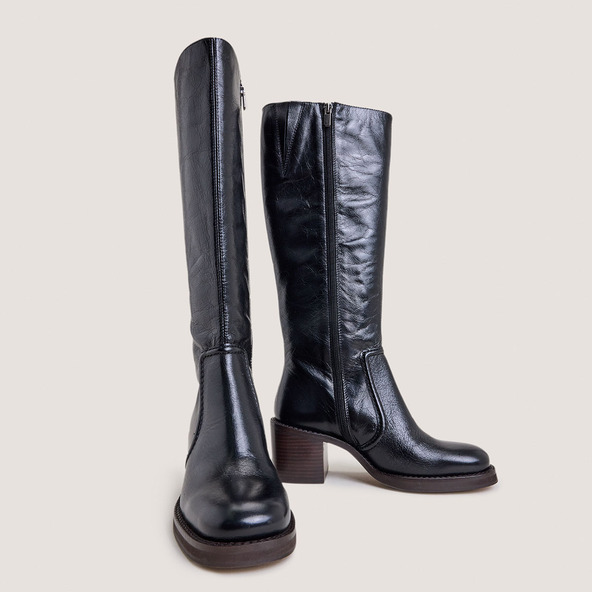 Jonak Laminated Heel Boots In Aged Black Leather BIJOU