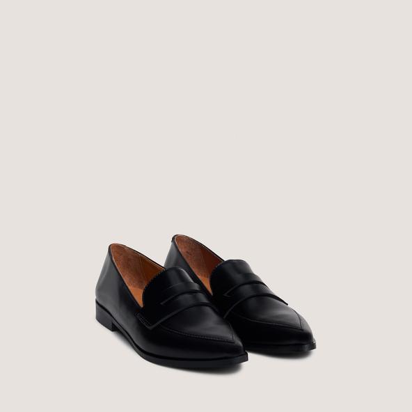 Jonak Loafers With Pointed Toes In Black Leather AMIDA